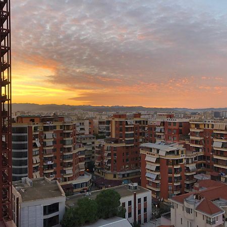 Garden Building Luxury Apartment Tirana Exterior foto