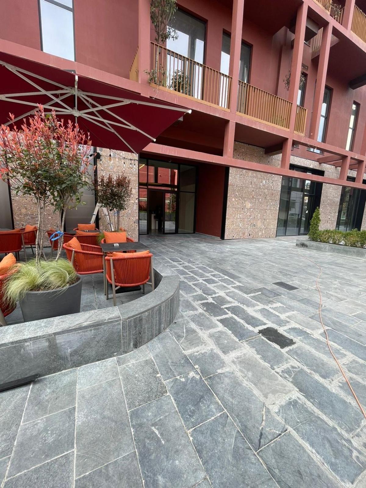 Garden Building Luxury Apartment Tirana Exterior foto