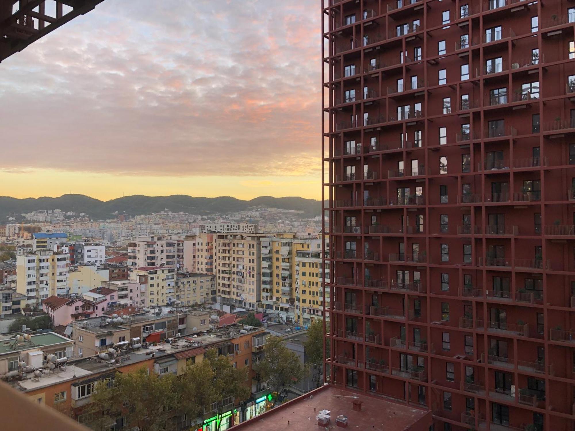 Garden Building Luxury Apartment Tirana Exterior foto