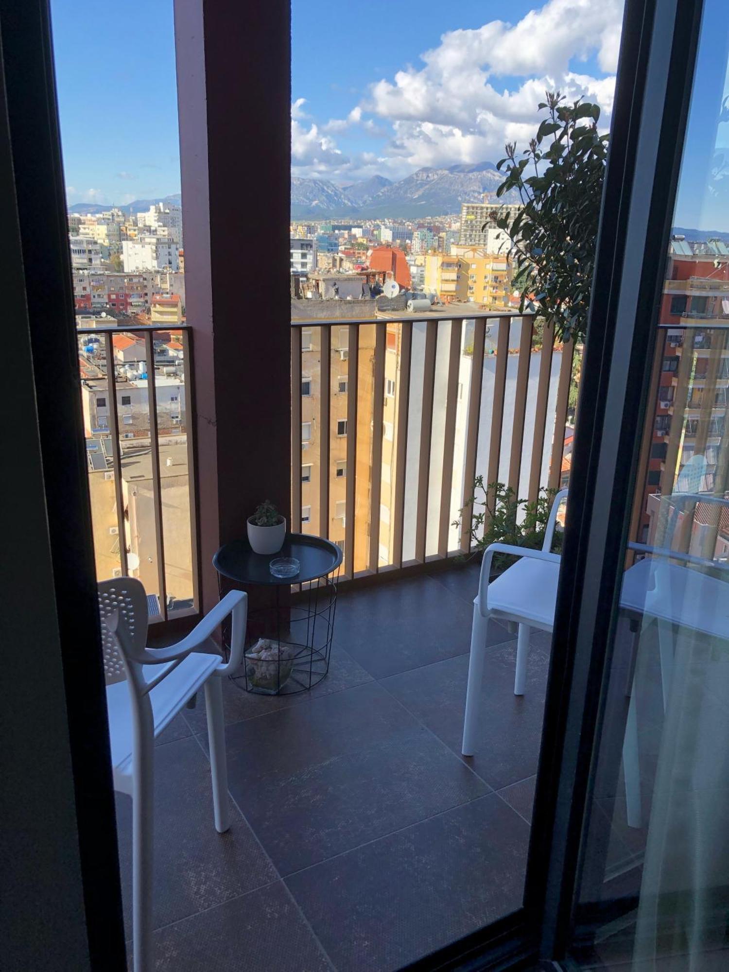 Garden Building Luxury Apartment Tirana Exterior foto